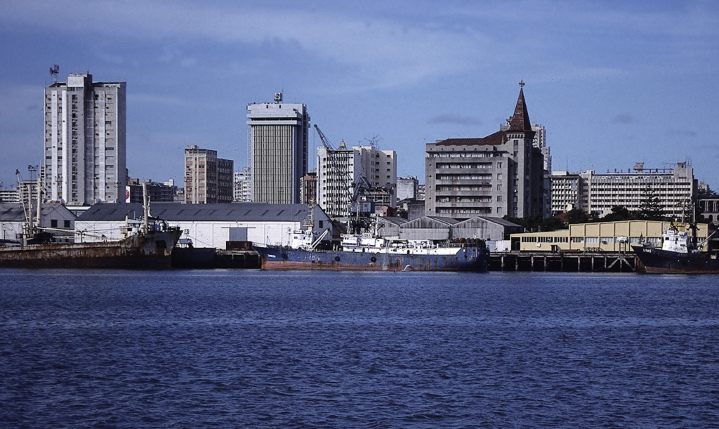 Mozambique announces plan to formalise 10,000 co-ops