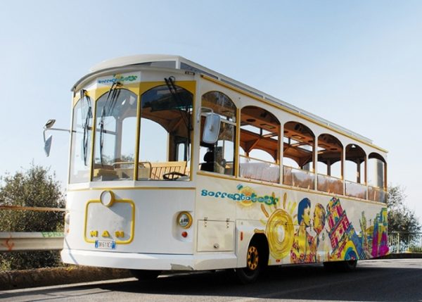 A Cooperativa Tasso tourist bus in Sorrento